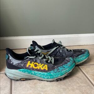 Hoka Speedgoat 6